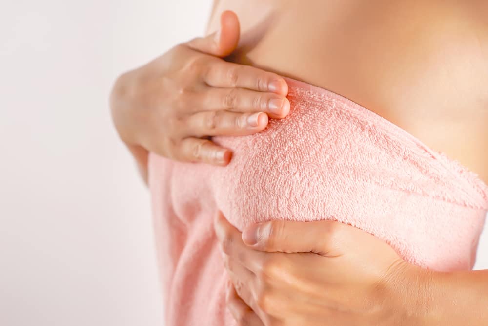 Peel nhũ hoa khiến vùng nhũ trở nên sáng màu và hồng hào hơn