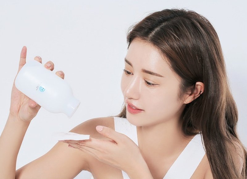Nên sử dụng các sản phẩm an toàn, dịu nhẹ cho làn da của bạn.